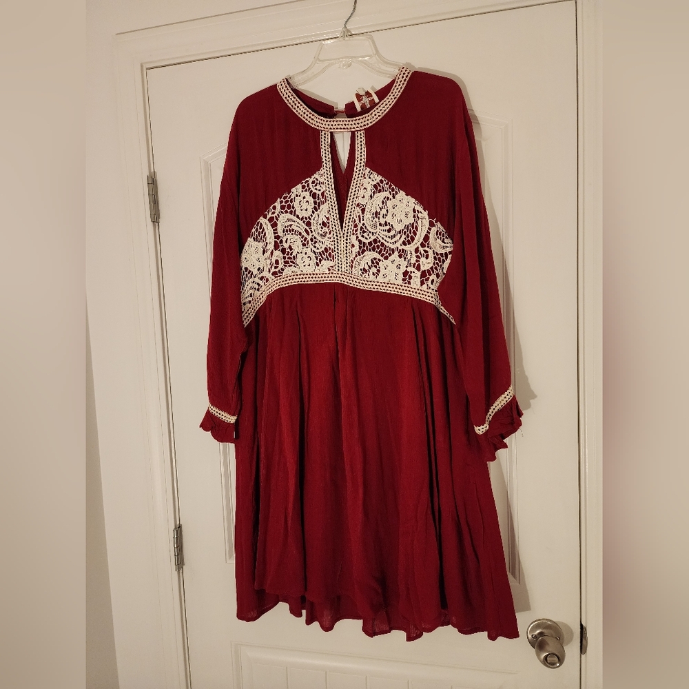 Hayden Red Dress Romantic Embroidered Lace Flutter Sleeve 1X NEW Coquette Date